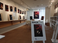【展示】「THE BACK／Saori "Cherry" Ishihara写真展」がはじまりました